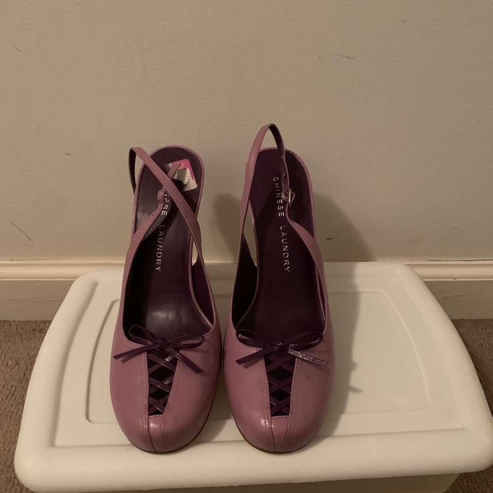 Lavender leather heel